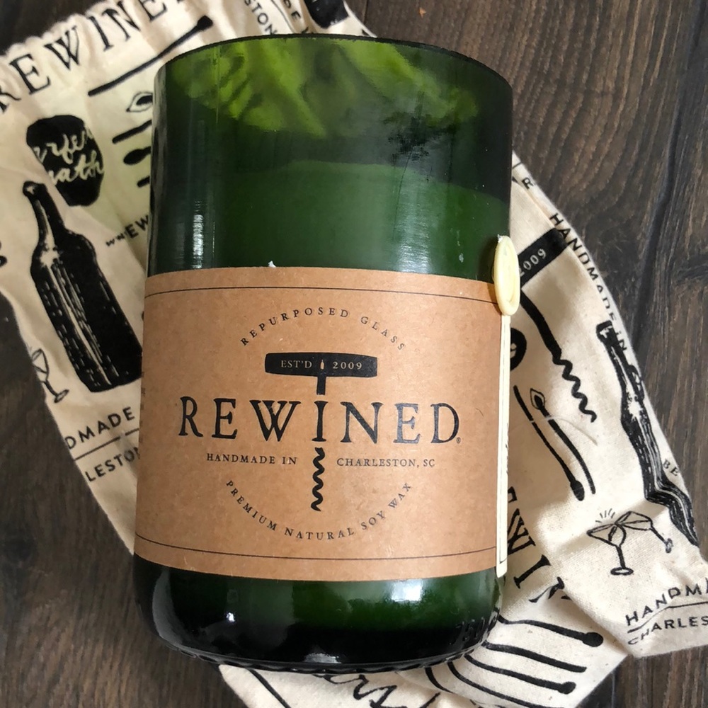 Champagne scented candle